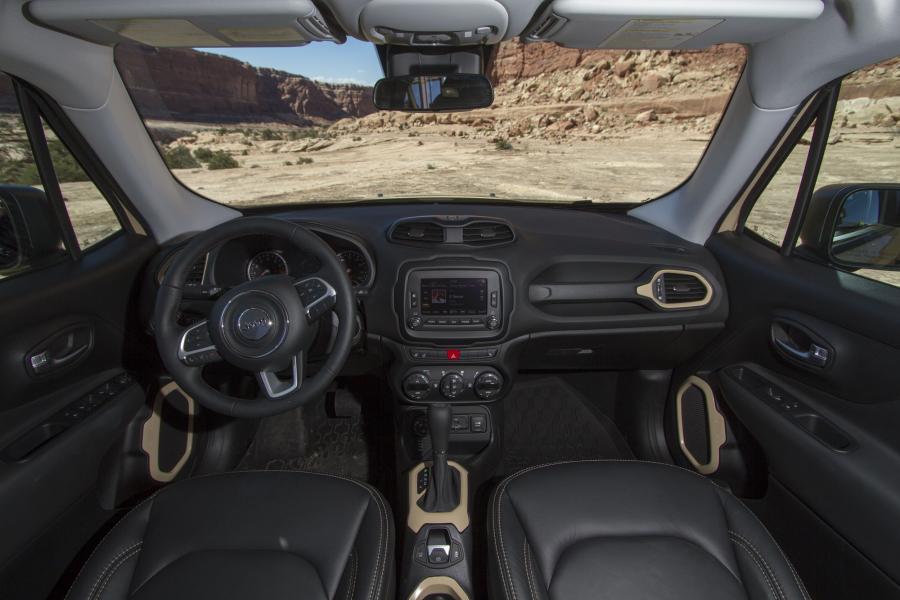  Jeep Renegade Desert Hawk Concept 2015 года  (фото 13 из 13)
